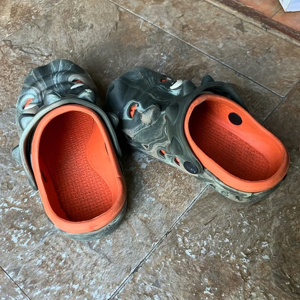 alligator croc style kids shoes